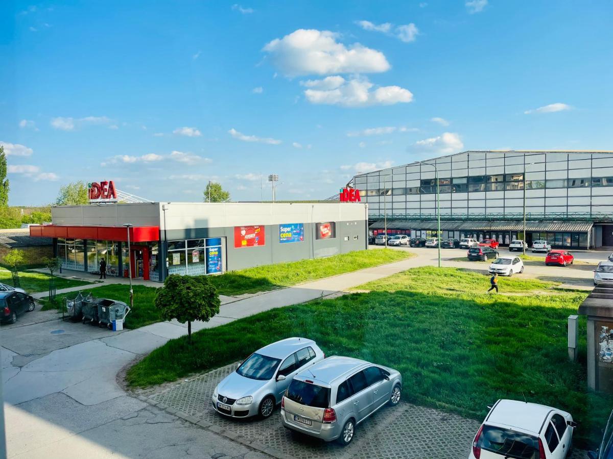 Apartman Jelena Apartment Sremska Mitrovica Ngoại thất bức ảnh